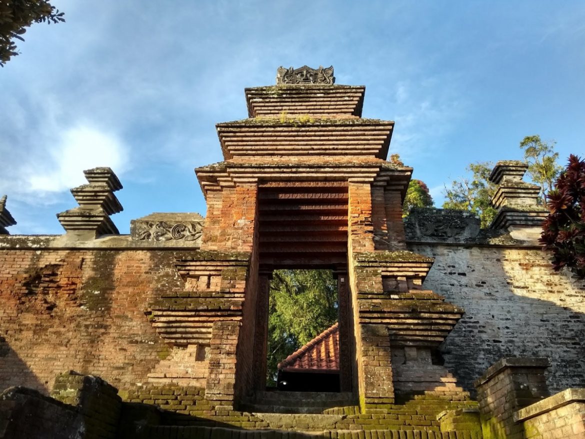 Menelusuri Jejak Sejarah Kejayaan Mataram