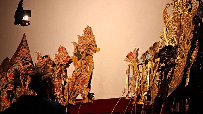 Pagelaran Wayang Kulit Lakon”Bambang Sudomolo” di Gelar Acara Walimatul Khitan