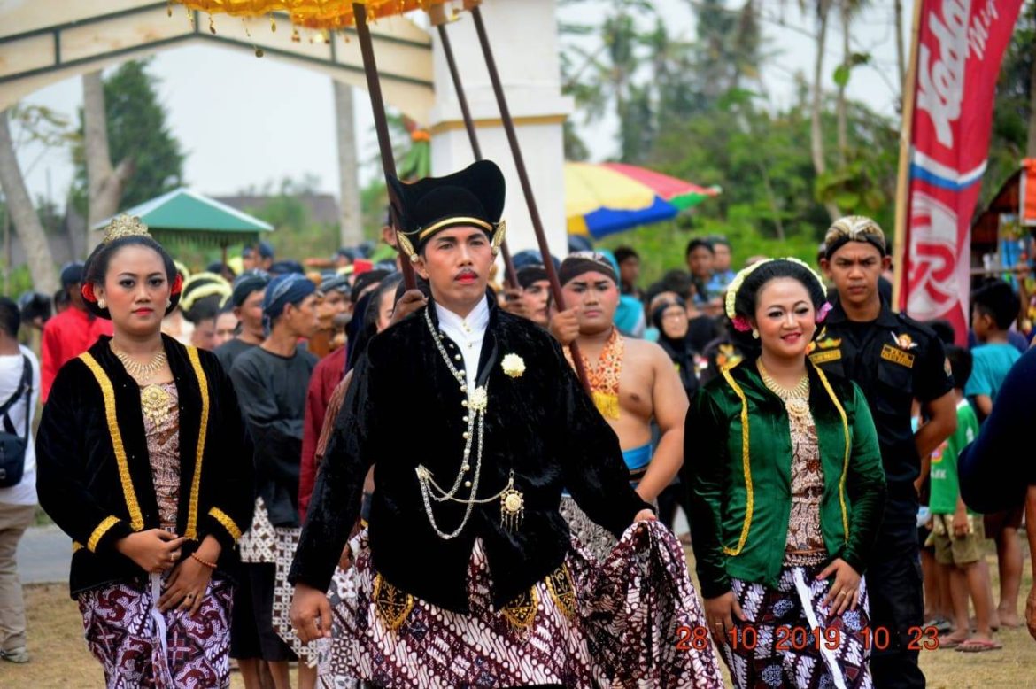 Para Tokoh Budaya Kearifan Lokal Gelar Kenduri dan Kirab Agung Nusantara