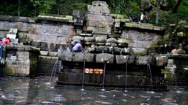 Candi Jolotundo, Monumen Cinta Kasih Raja Udayana