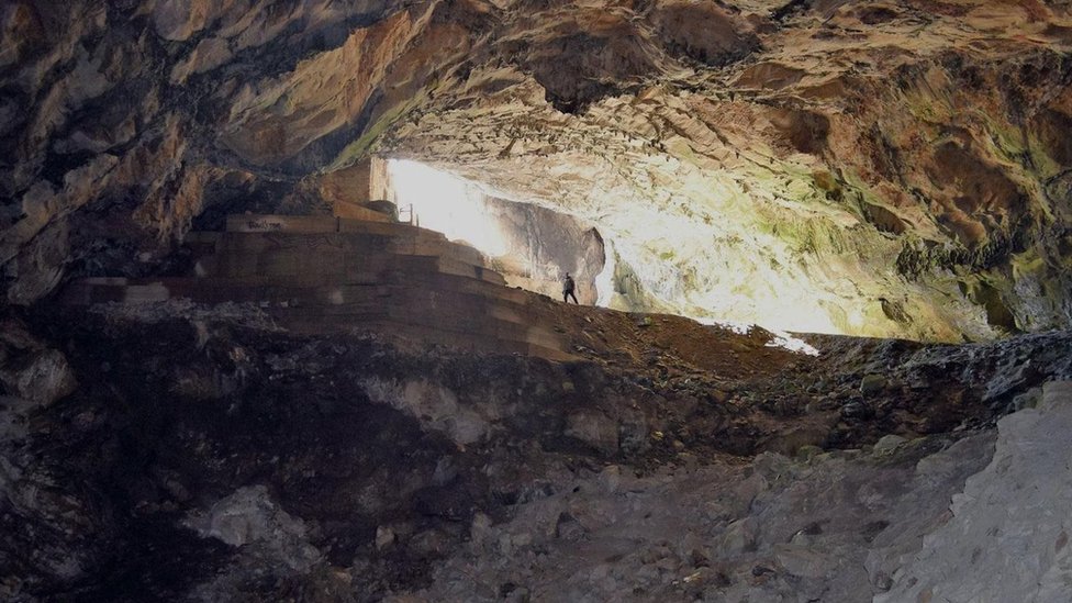 Dewi Tunjungsari, Ratu Peri Gua Suripan Gunung Argapura